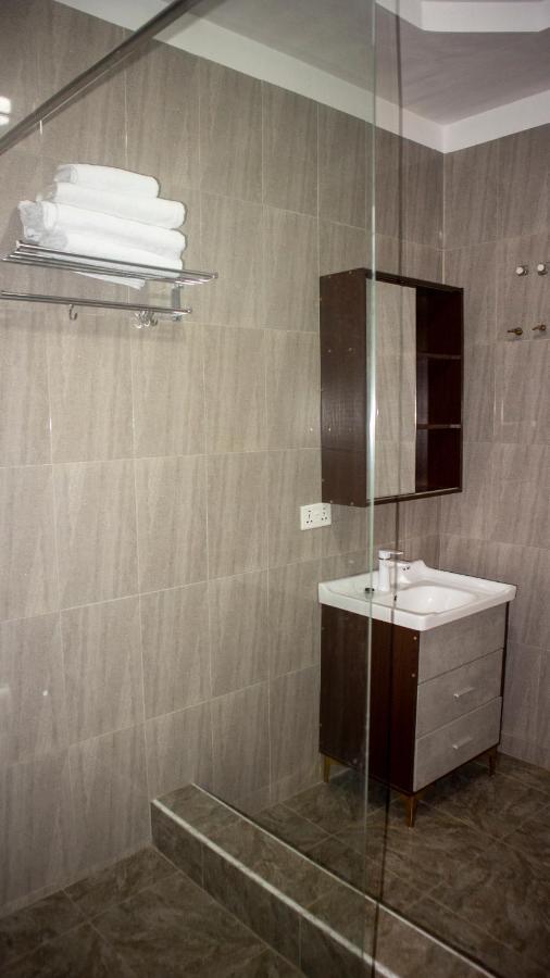 Kislas Luxury Hotel Adenta Dış mekan fotoğraf
