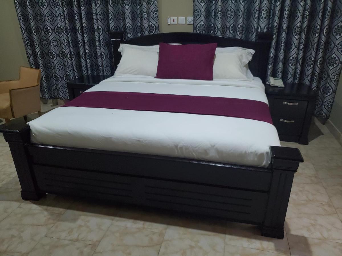 Kislas Luxury Hotel Adenta Dış mekan fotoğraf